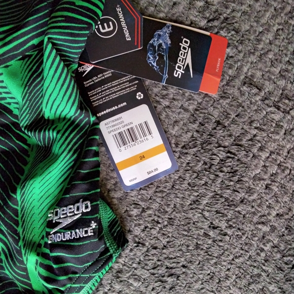 Speedo Women's Swimsuit One Piece Endurance+ Flyback Block Adult Team 24 - Picture 2 of 5